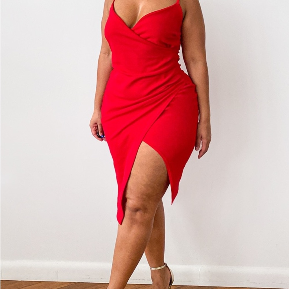 Plus Lauriell Red Wrap Front Crepe Midi Dress - Picture 3 of 6